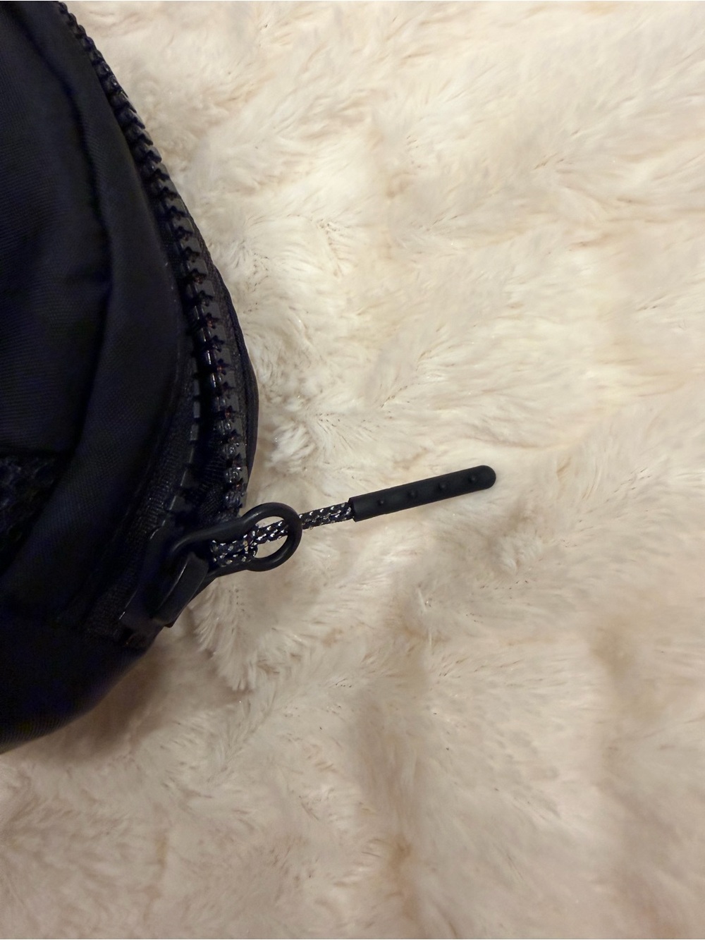 lululemon athletica Black Zip Pouch - Picture 8 of 8